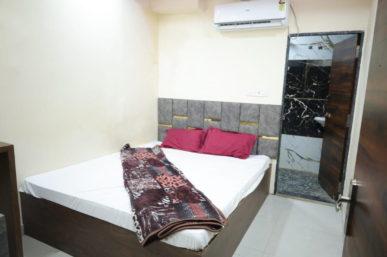 Hotel Shree Kalbhairav Kripa Ujjain Exteriör bild